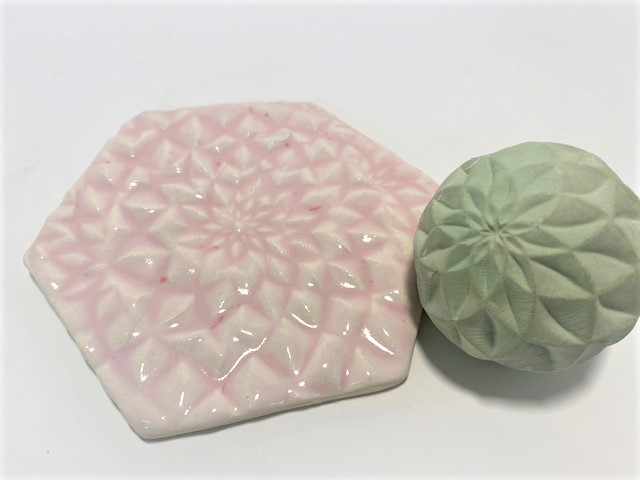 TS07 Petals Texture Sphere